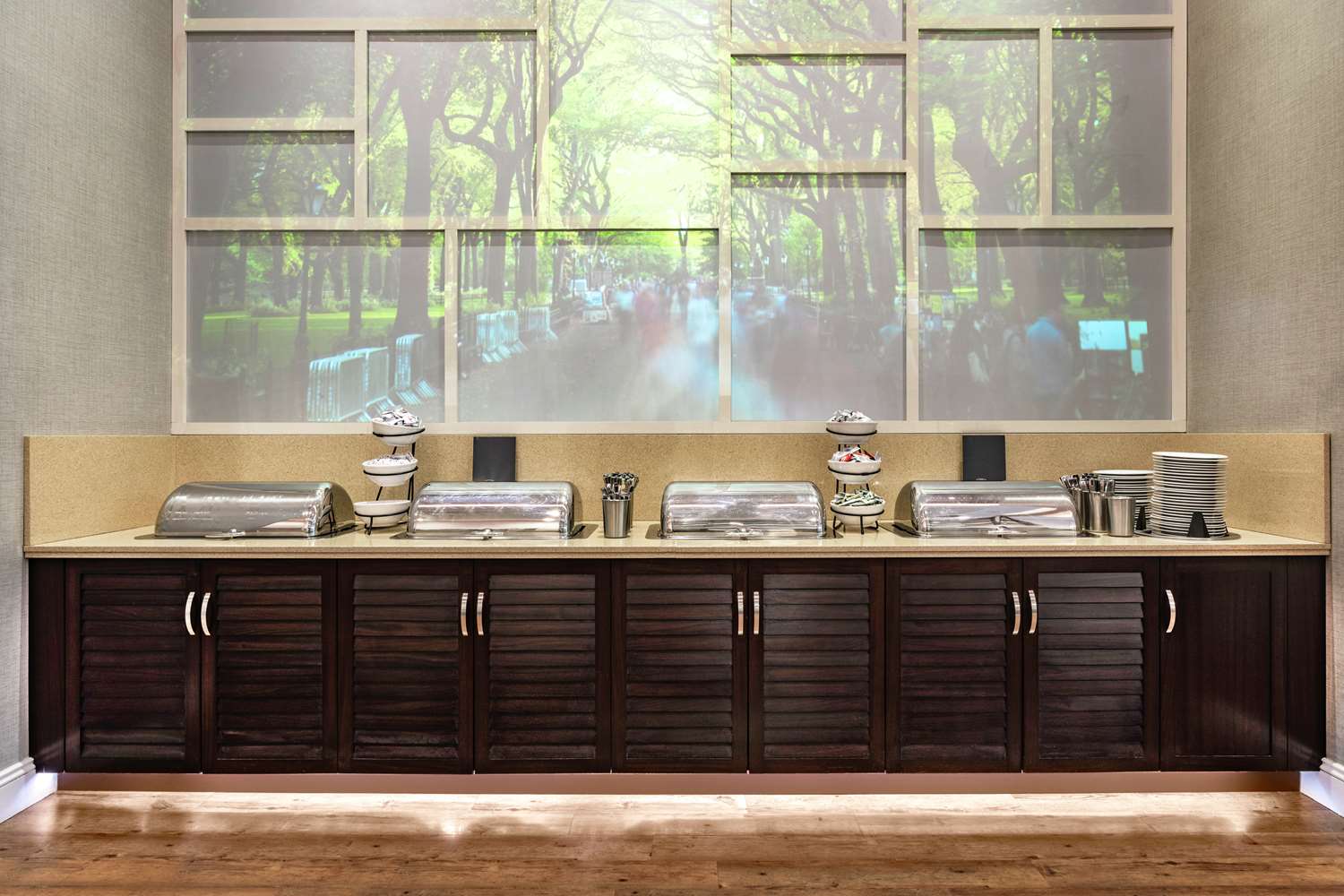 restaurant cafeteria