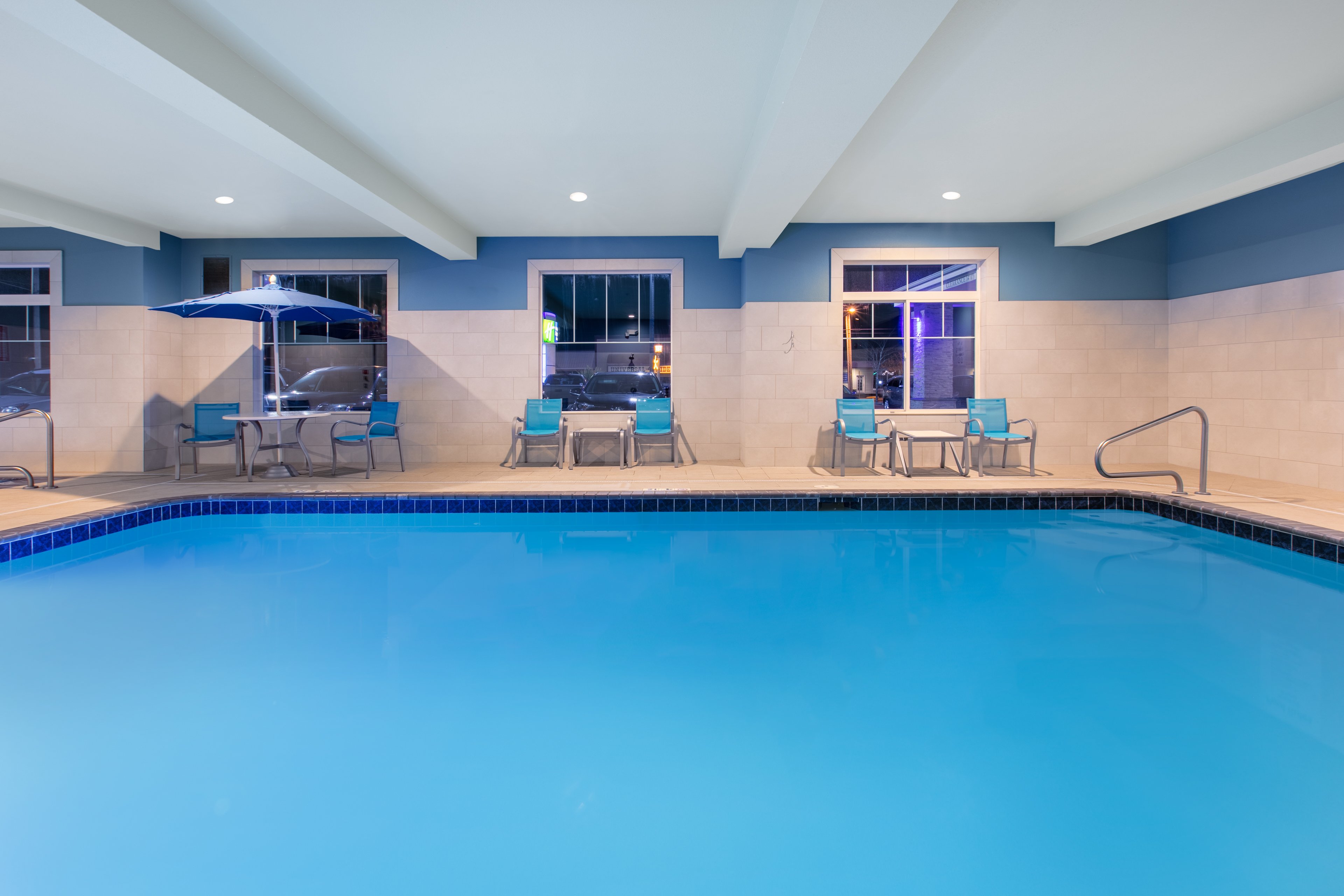Holiday Inn Express Hotel And Suites Seaside Convention Center 37/65