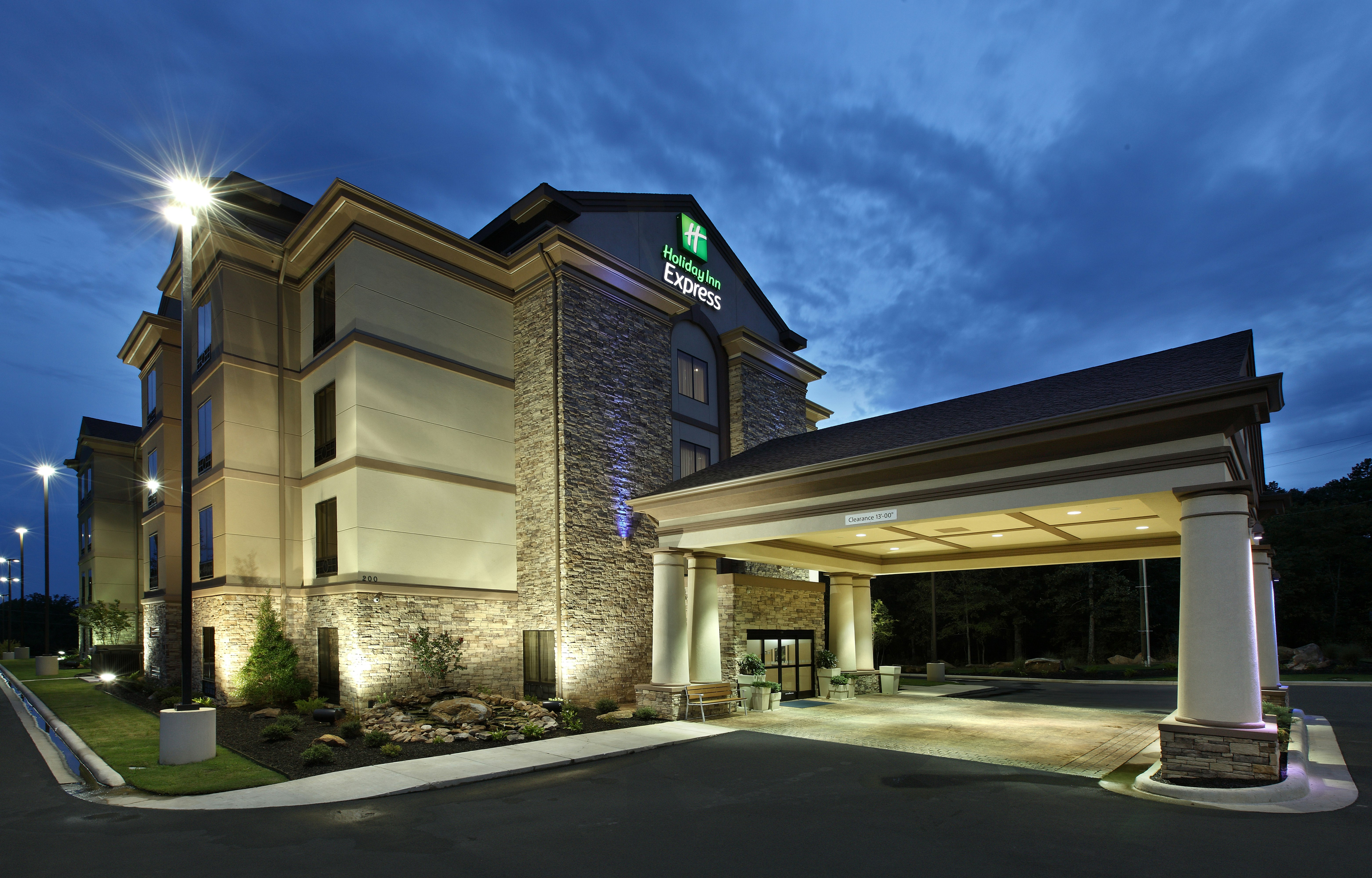 Holiday Inn Express Suites Maumelle Little Rock Nw 2/42