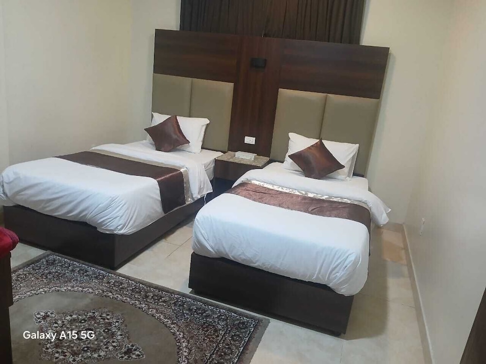 Al Eairy Furnished Apartments Dammam 3 20/40