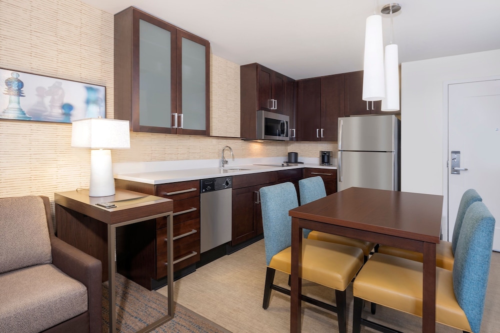 Residence Inn By Marriott Boston Bridgewater 37/42