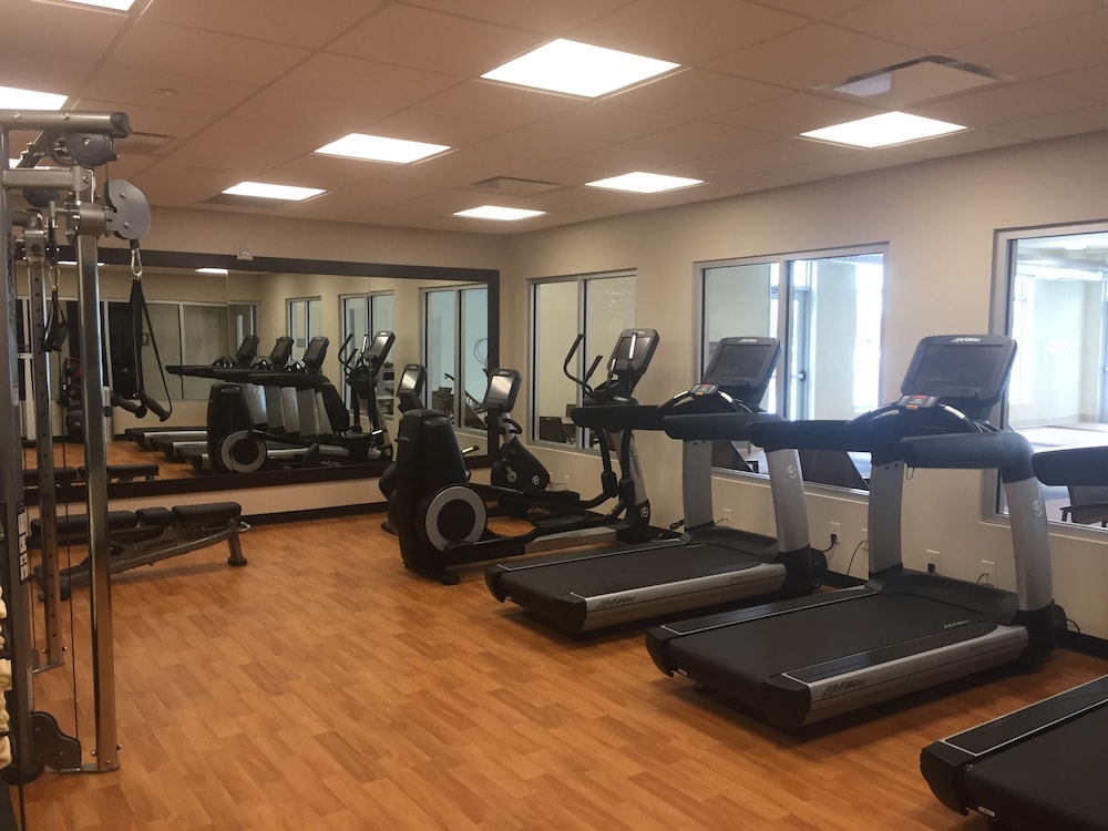 Hyatt Place West Des Moines/Jordan Creek 46/77