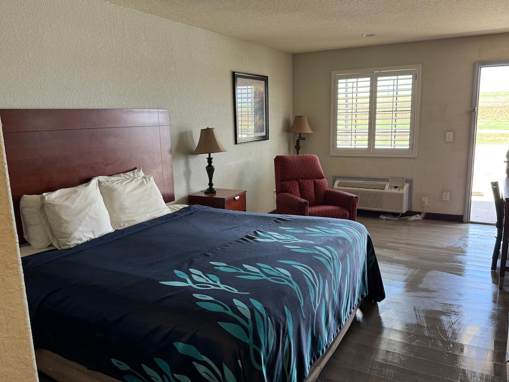 Hotel O Bien Venido Pearsall I-35 6/17
