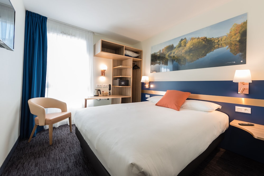 K Hotel 13/49