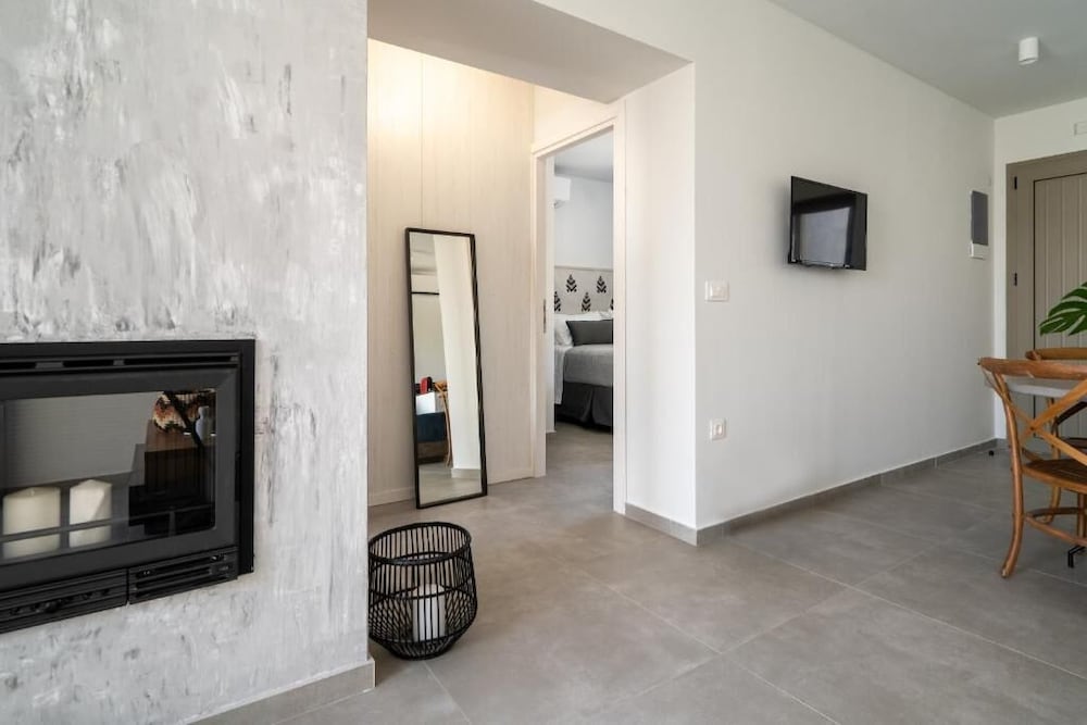 Pignolia Suites - Adults Only 45/65