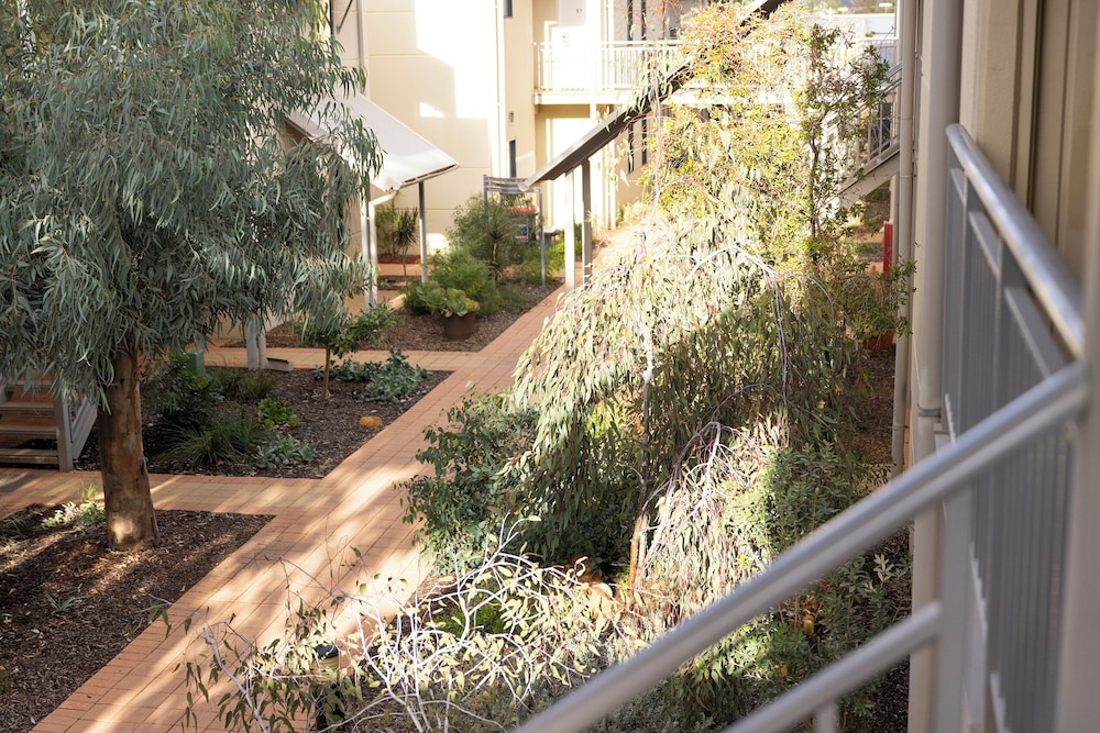 Rydges Kalgoorlie 59/65