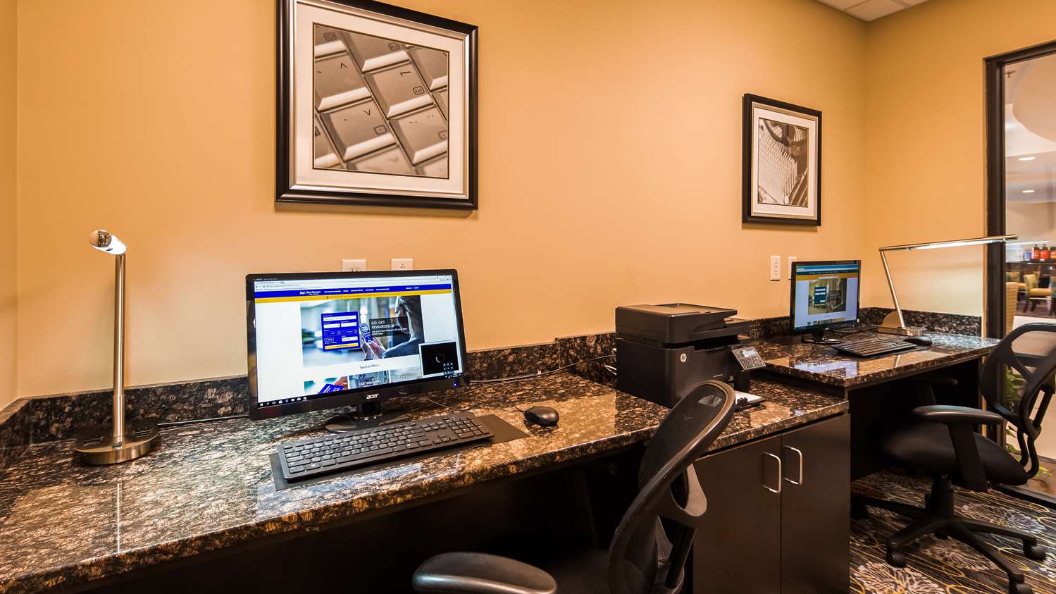 Best Western Plus University Inn 5/7