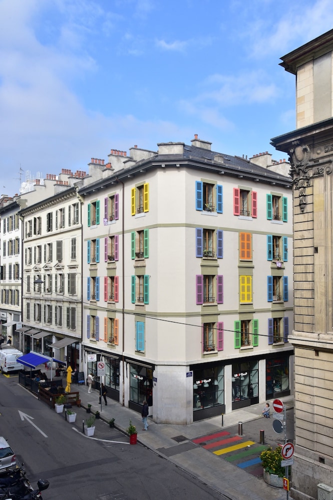 Hotel Rousseau Geneva 41/50