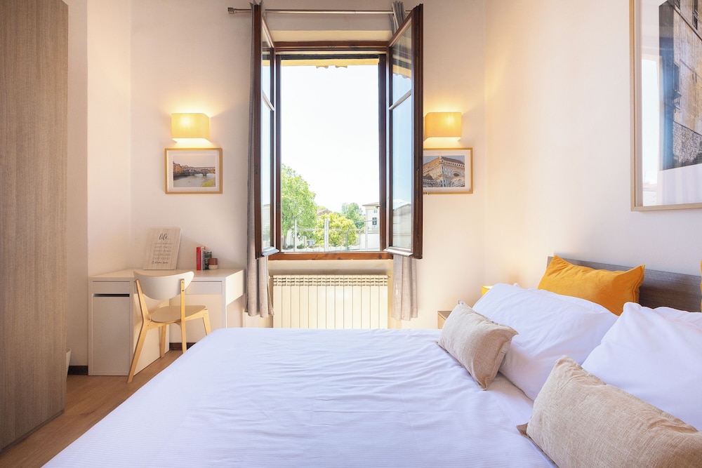 Rental In Rome Rosselli Palace Deluxe 3 Apartment 7/50