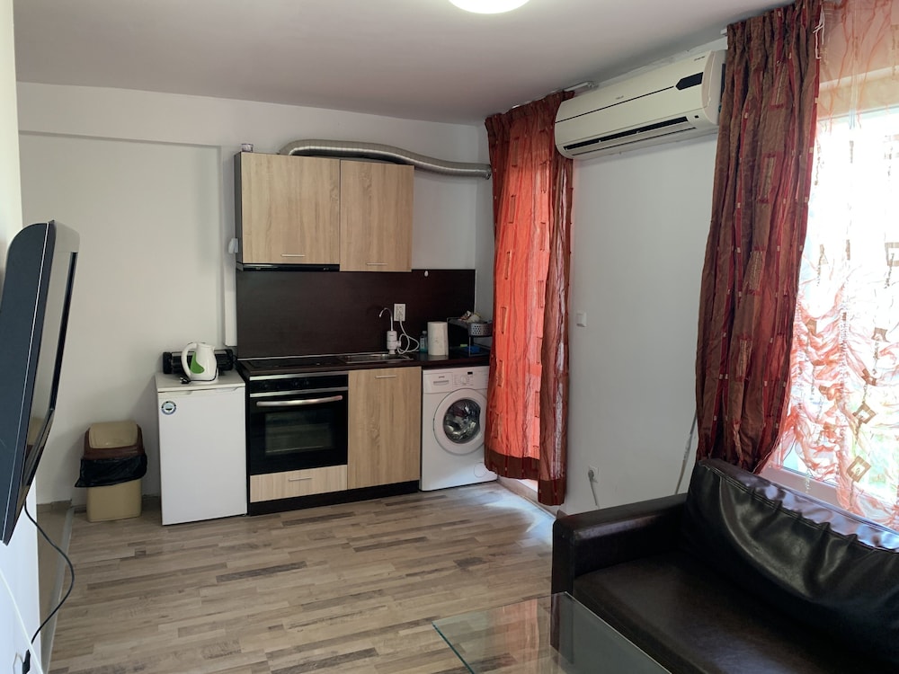 Samuil Apartments 2/46