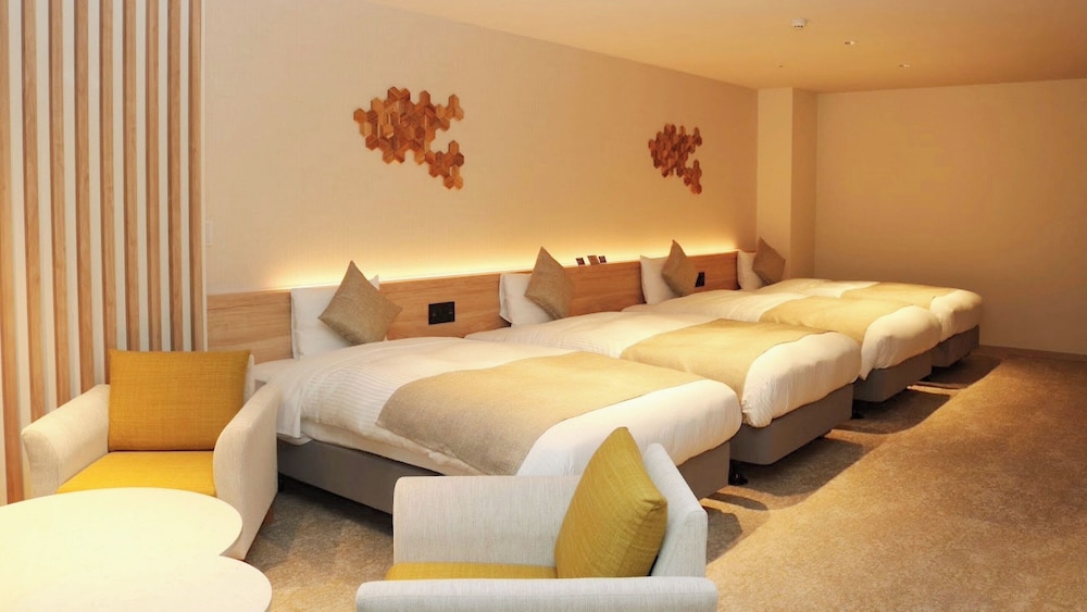 Suite, 4 Beds, Outdoor Bath