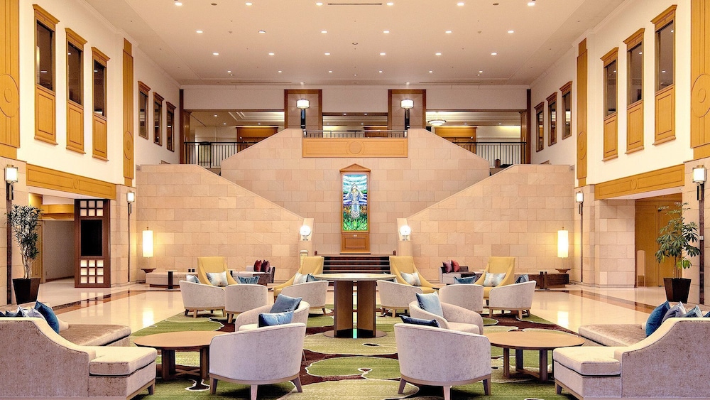 Ana Crowne Plaza Chitose 65/78