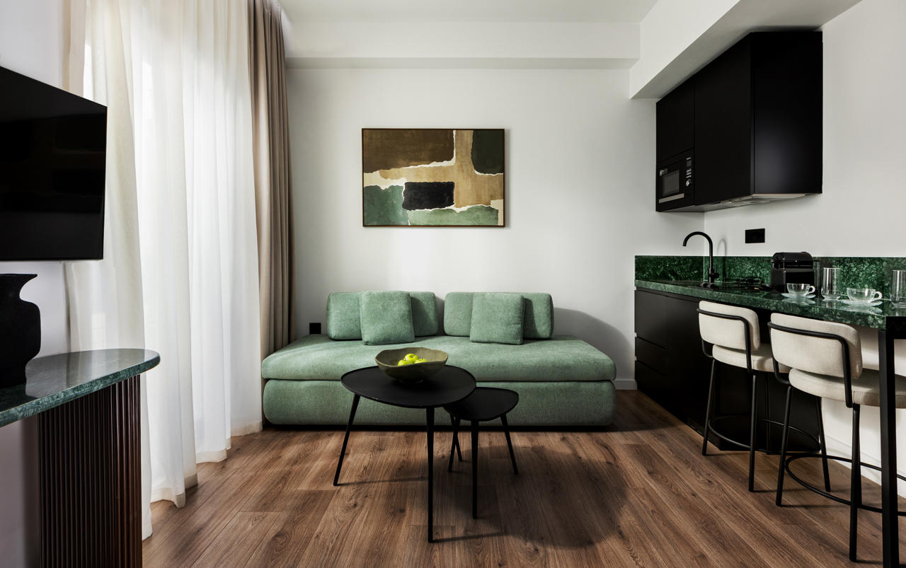 ZEA URBAN LIVING 37/46