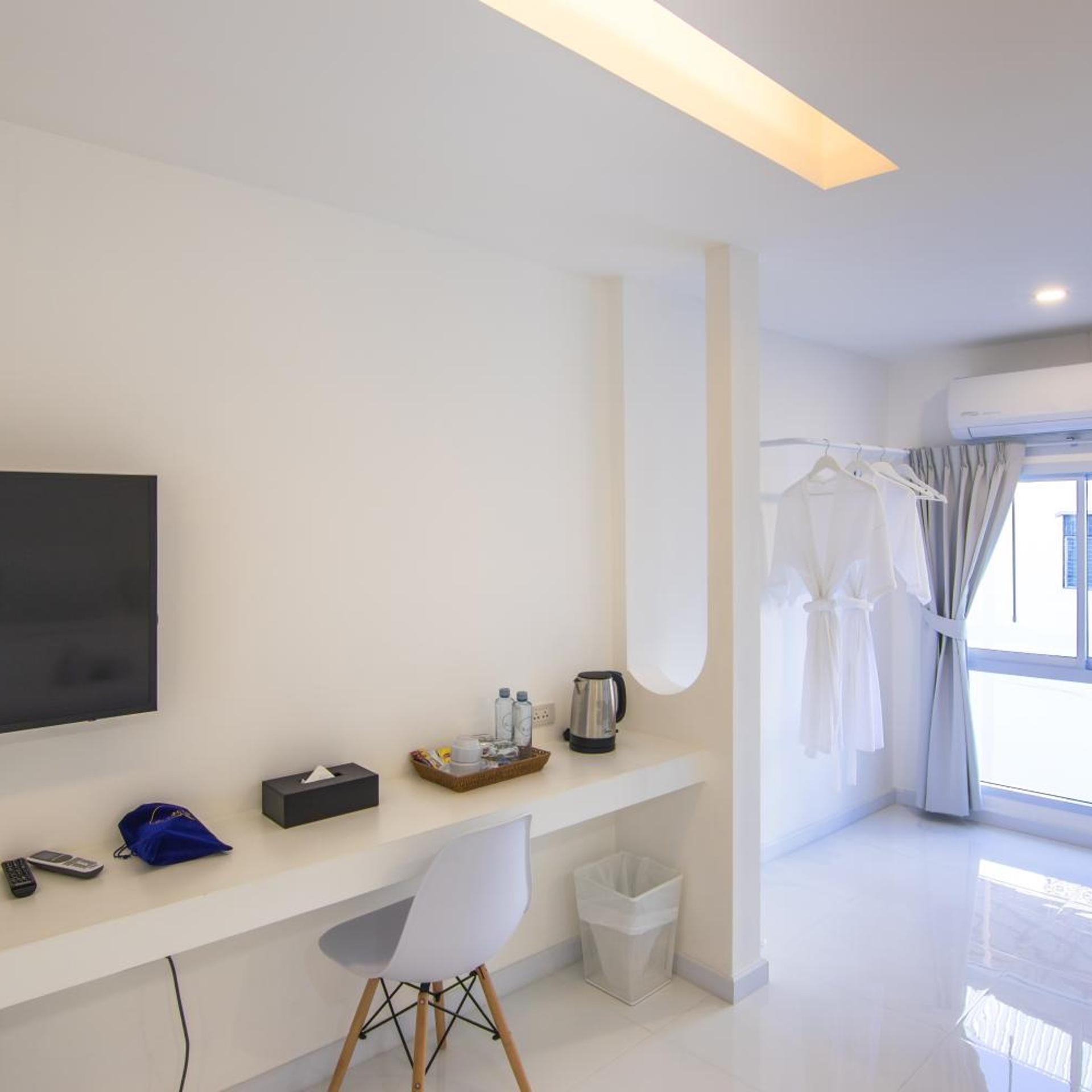 The White Hotel By Charoensri 25/47