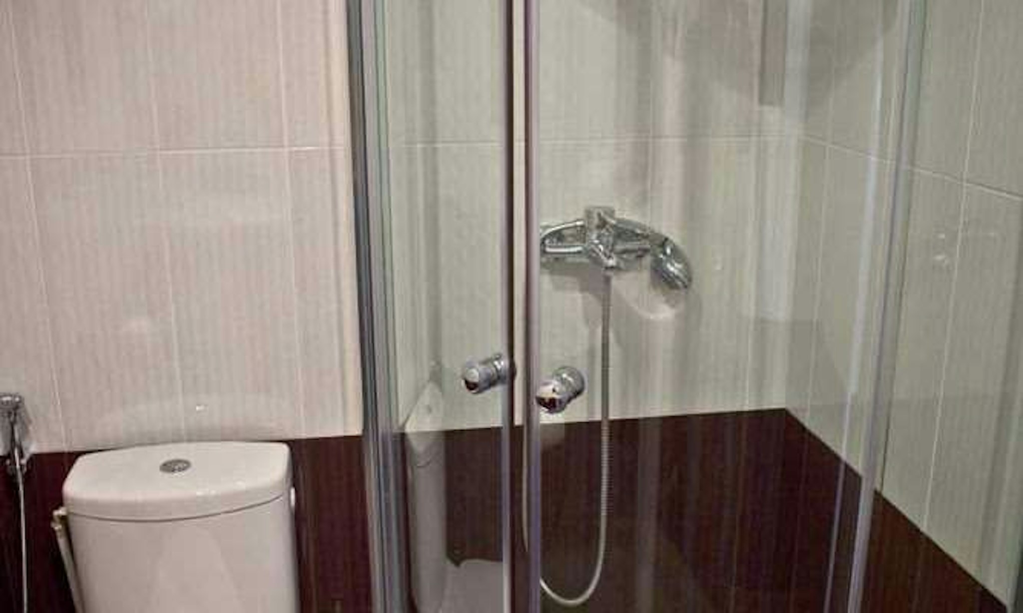 Hotel Shirak 25/26