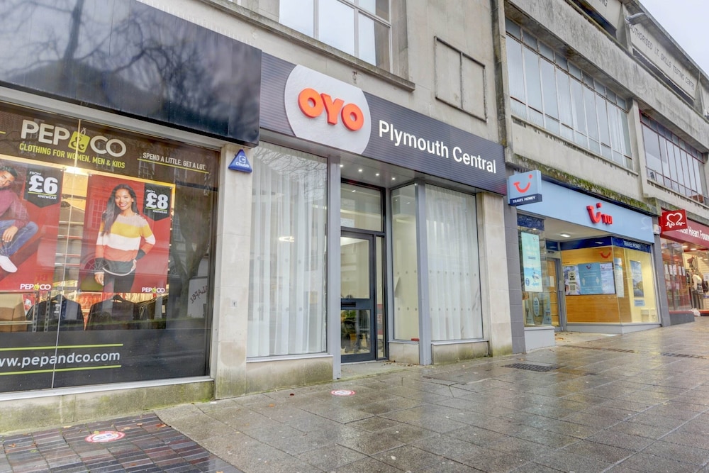 OYO Plymouth Central Hotel in PLYMOUTH - UK