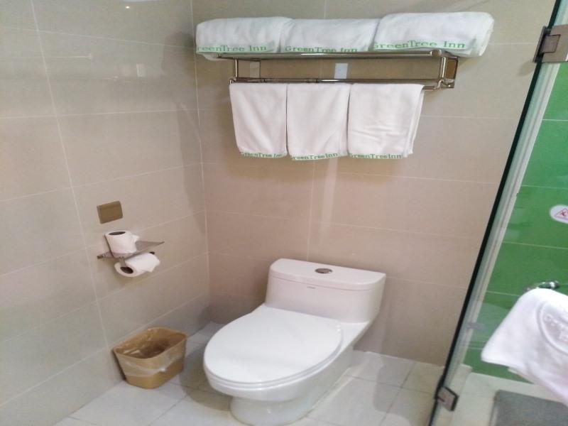 GreenTree Inn Shanghai Jinshan District Wanda Plaza Longhao Road Express Hotel 48/49