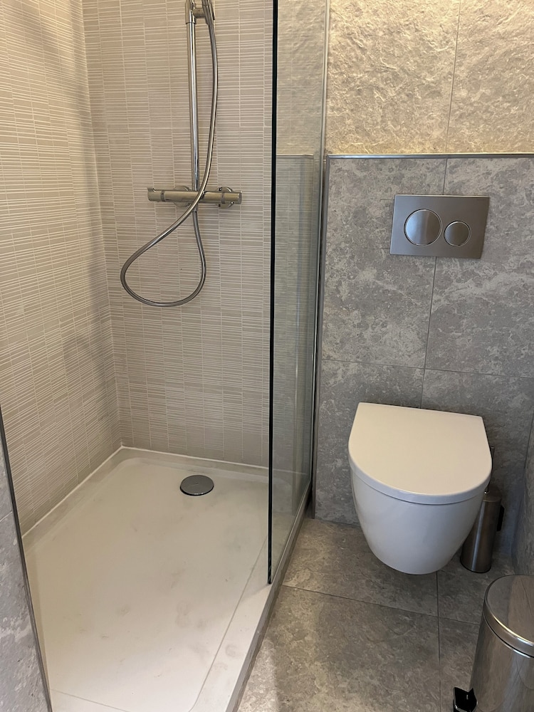 The Originals Le Relais D Aubagne 57/58