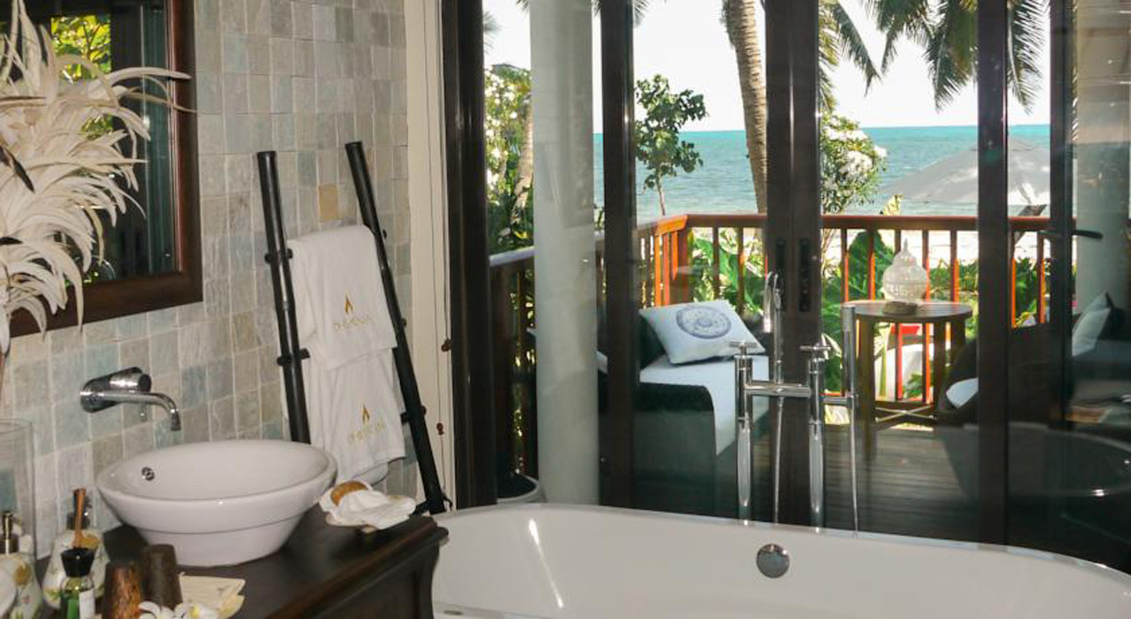Dhevatara Beach Hotel And Spa 36/36
