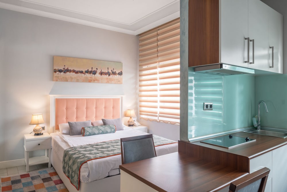 Delight Deluxe Apart Hotel 49/72