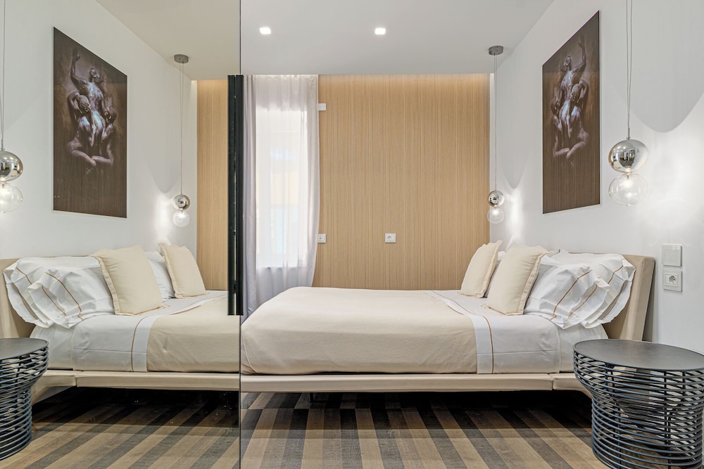 Kkult Boutique Hotel 14/57