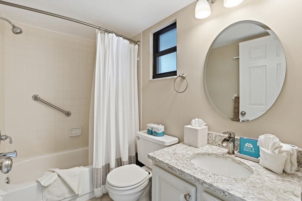 Park Shore Resort 59/60