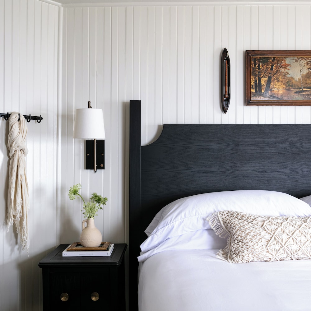 Bluebird Ocean Point Inn 15/47