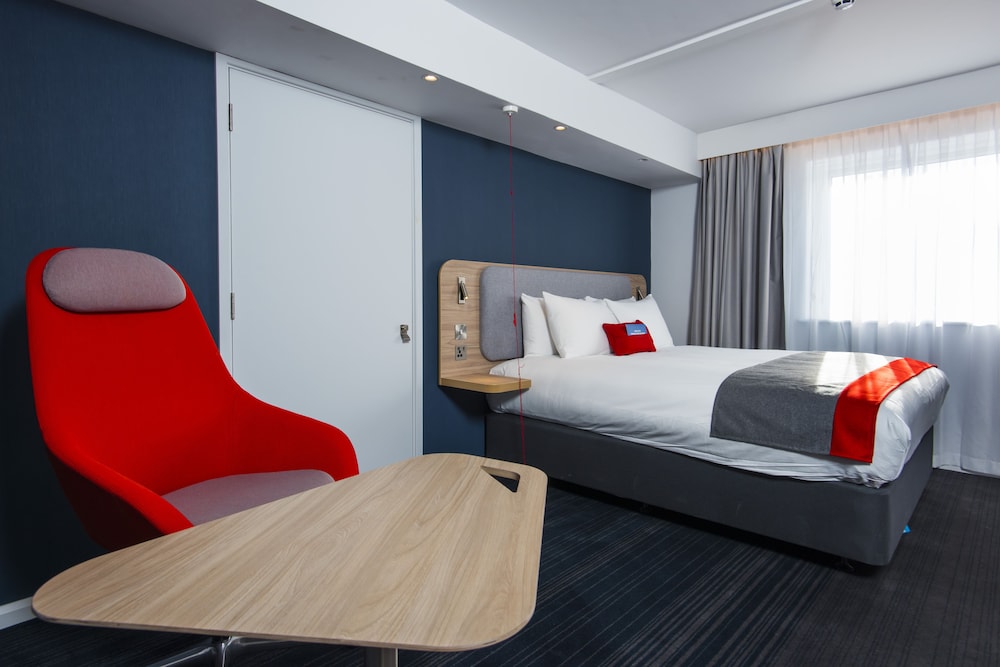 Holiday Inn Express Portsmouth North 17/52