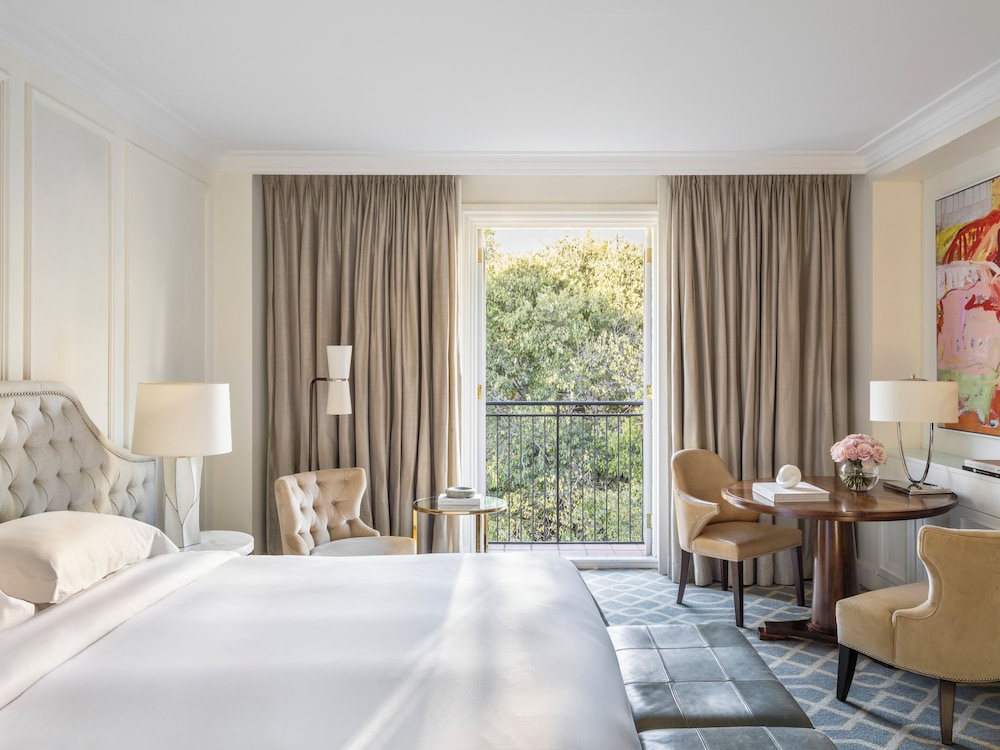 City, Premier, King Bed, Terrace