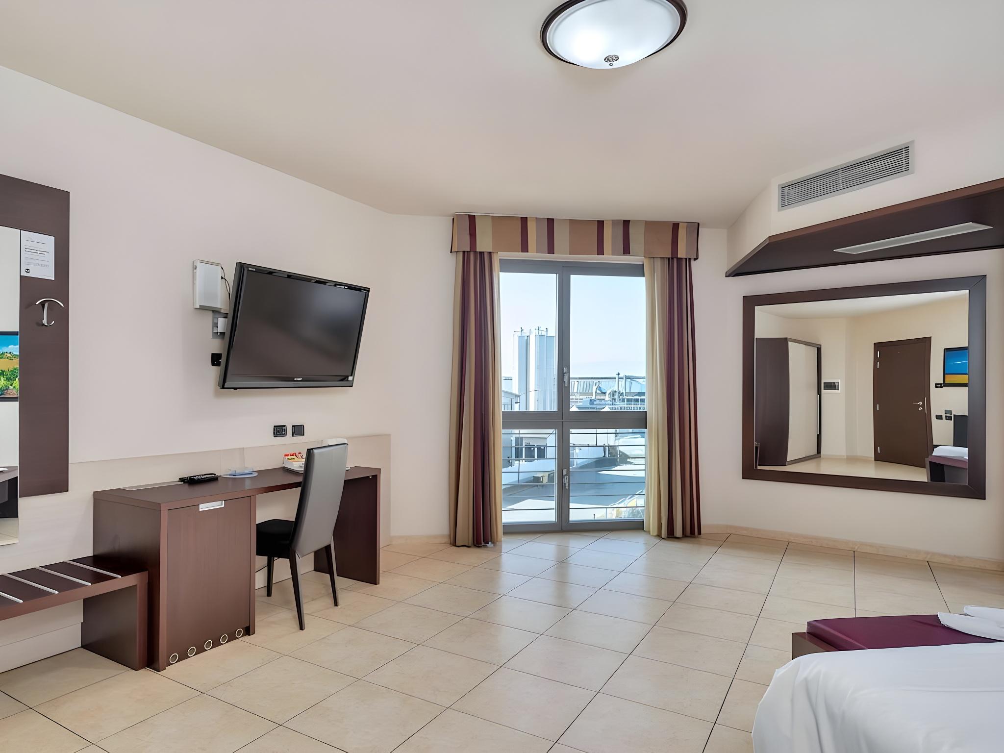 Junior Suite, Studio