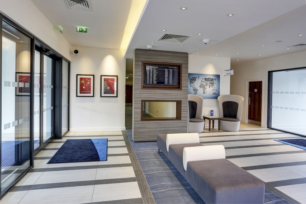 Holiday Inn Express London - Excel 17/64