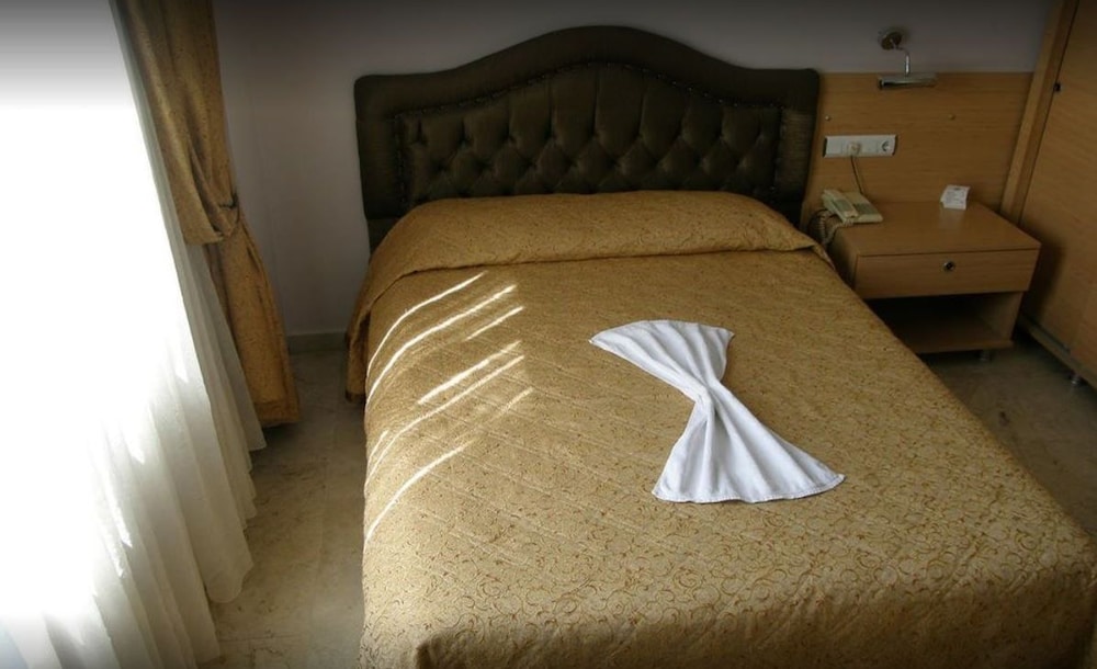 Akdeniz Hotel 6/9