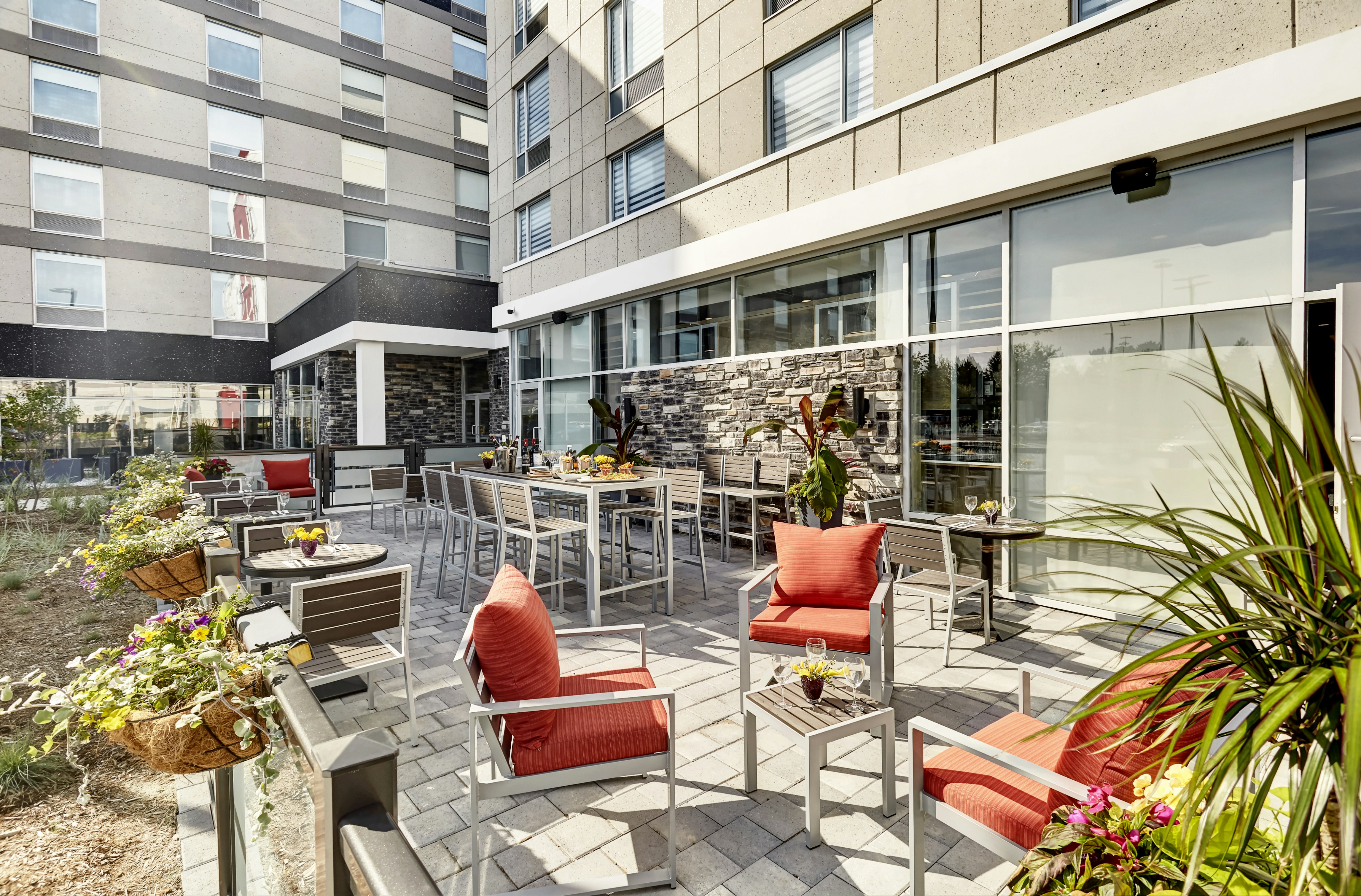 Hilton Garden Inn Toronto Brampton West 35/70
