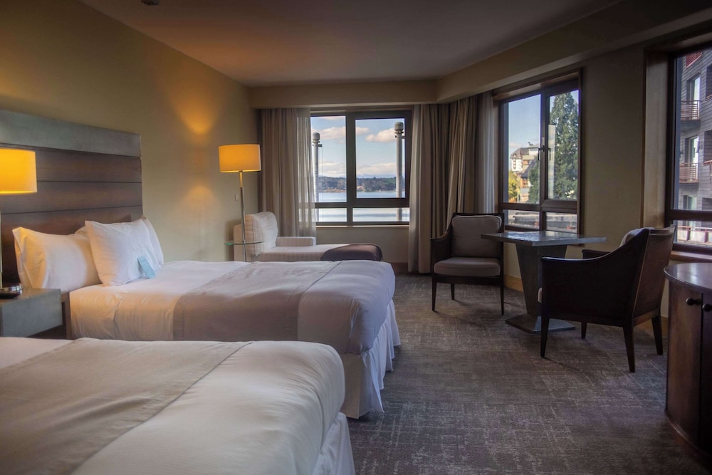 Upgrade, Suite, 2 Queen Beds