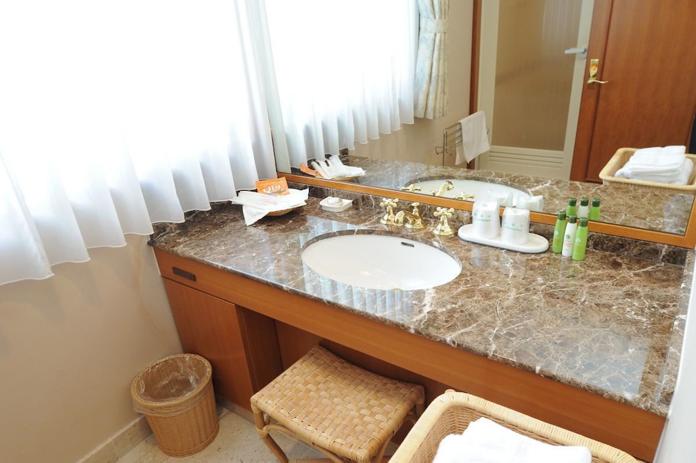 Hotel Racine Shinmaebashi 55/64