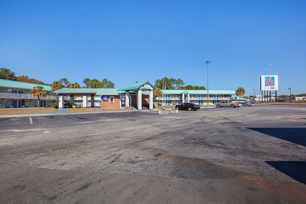 Motel6 Tifton, GA 35/42