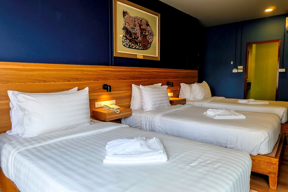 Siri Oriental Bangkok Hotel (ex The Warehouse Bangkok) 12/50