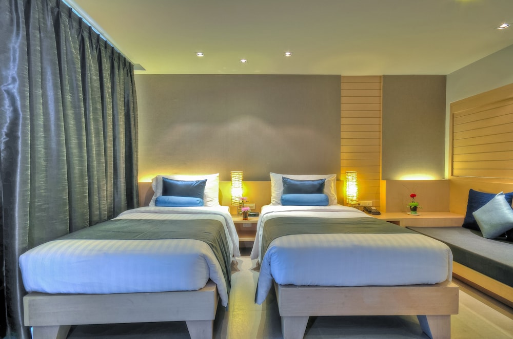 SUPERIOR, TWIN BEDS