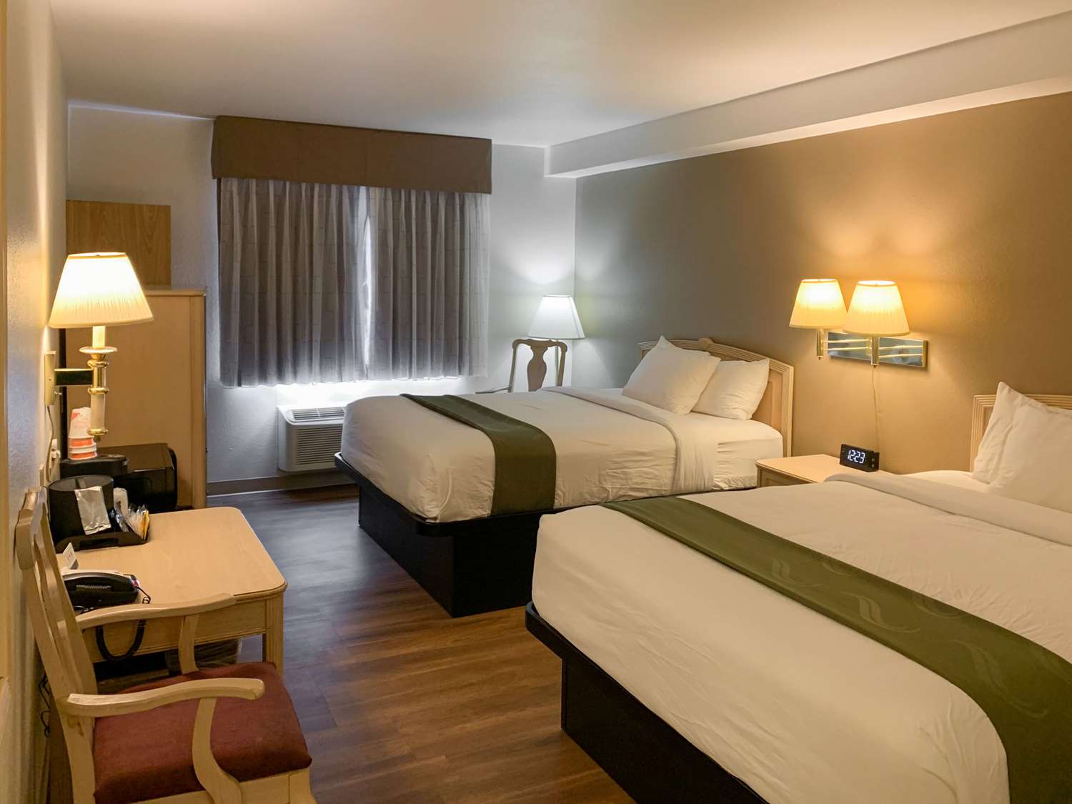 ROOM, 2 QUEEN BEDS