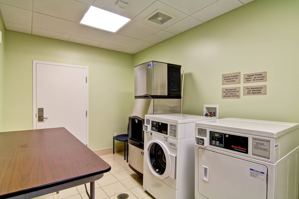 Springhill Suites By Marriott Erie 35/39