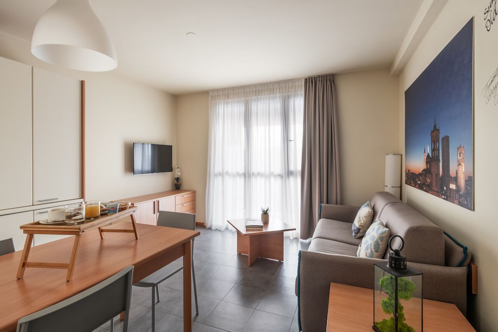 Hotel Borgo Brianteo 58/77