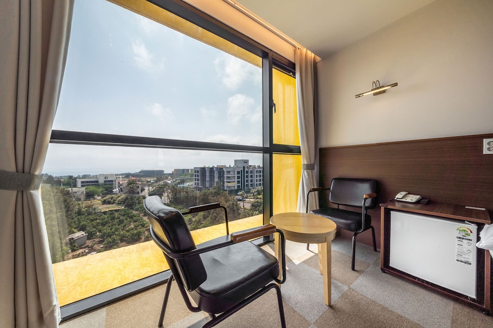 Sunrise Hotel 24/31