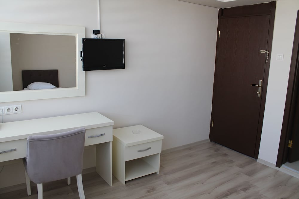 Hotel Abro Necatibey(Formerly DENIZ ATLANTA) 44/55
