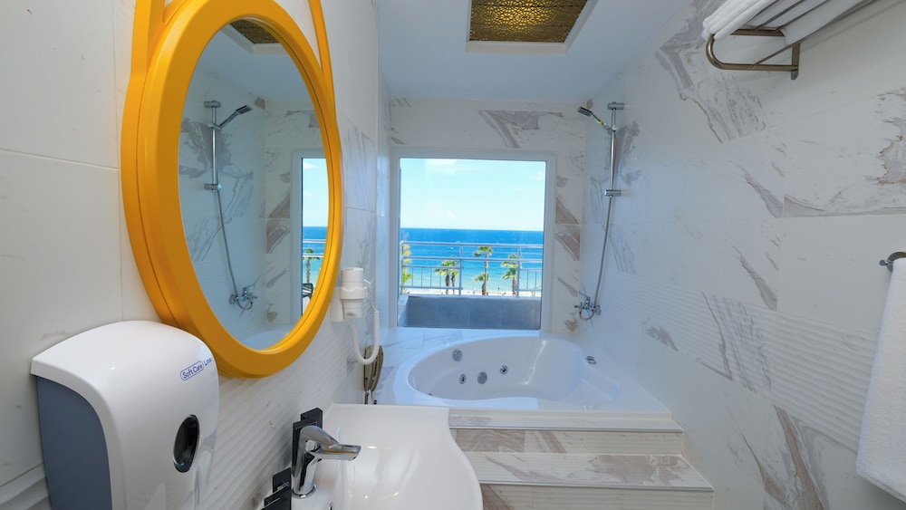 Sea City Devran Hotel & Spa 45/47
