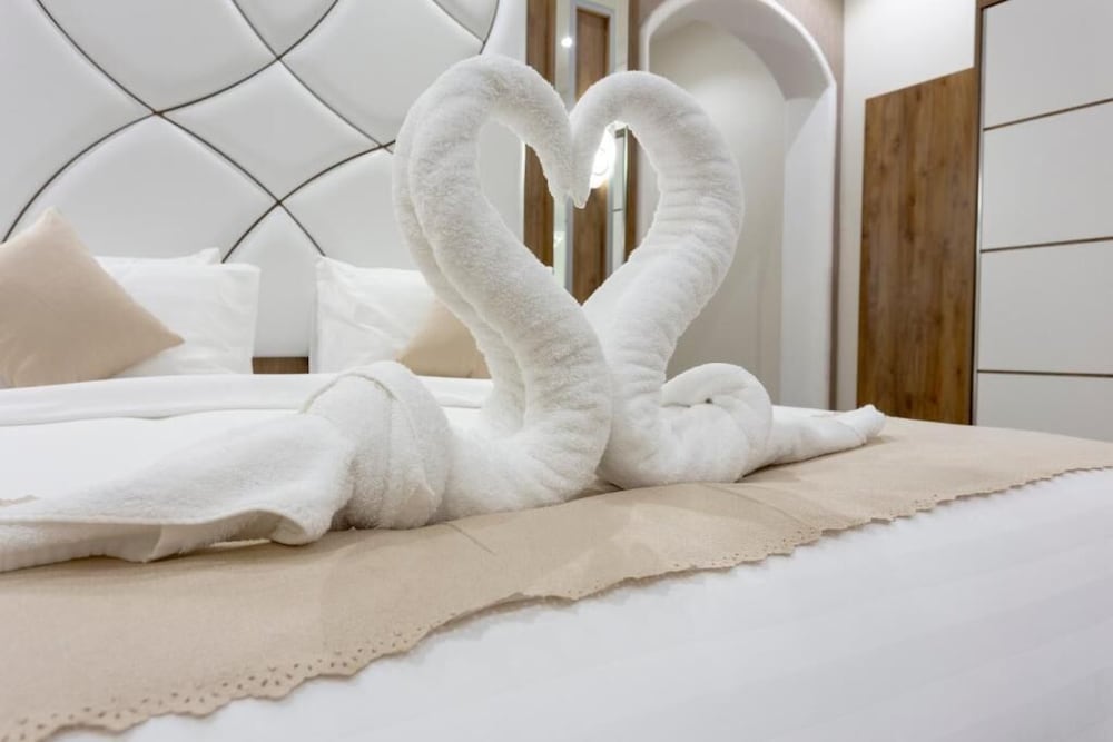 شقق ديور إن الفندقية(Dior Inn serviced apartments) 12/27