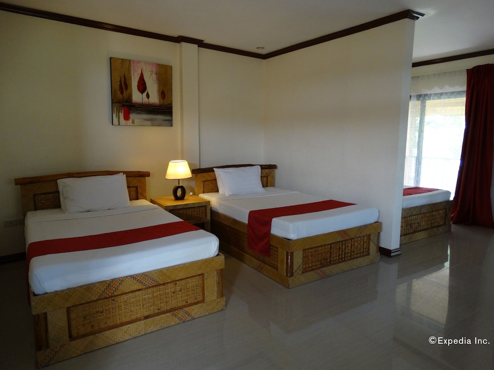 Anda White Beach Resort 17/64