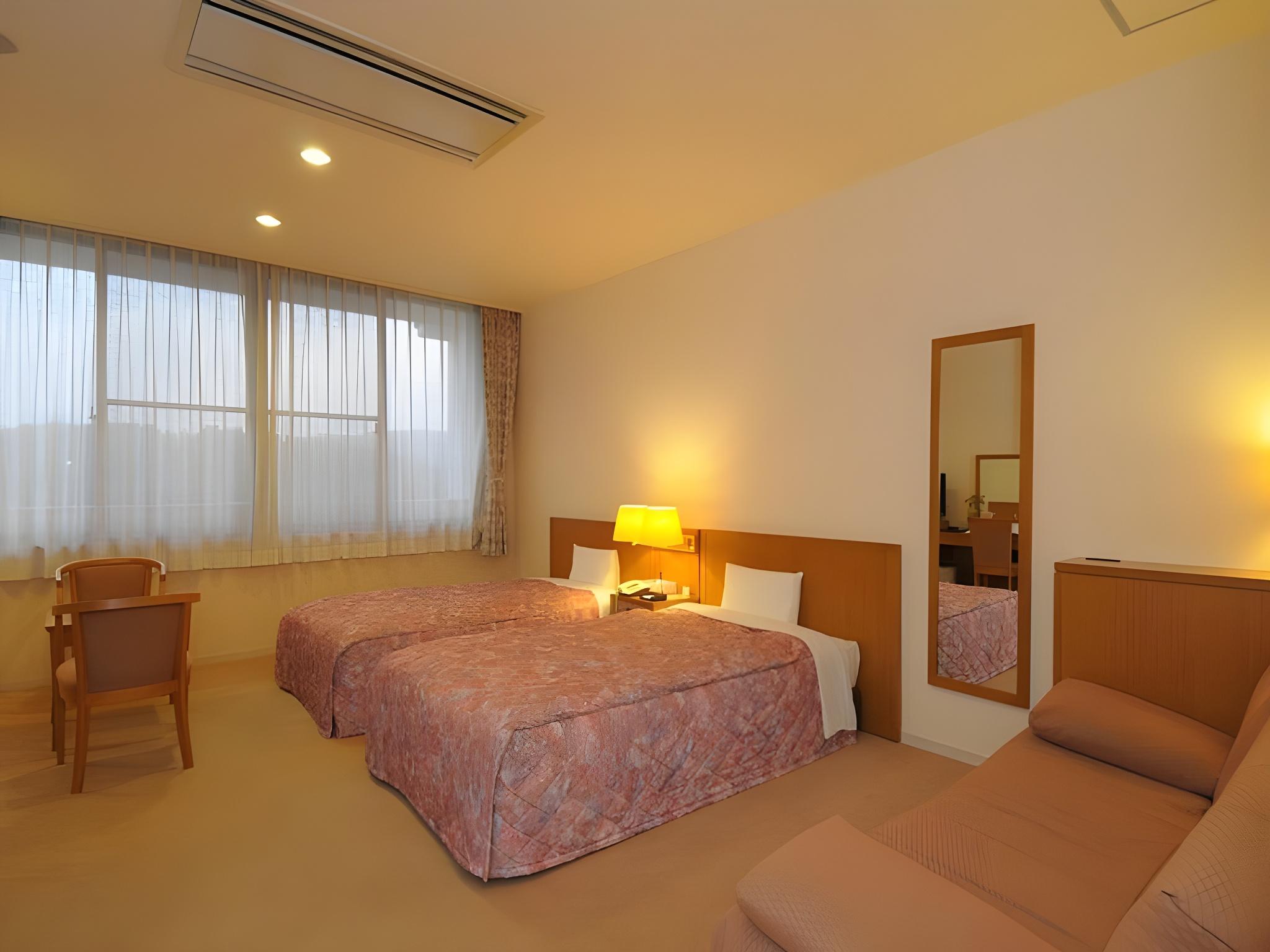 Room, Twin Beds