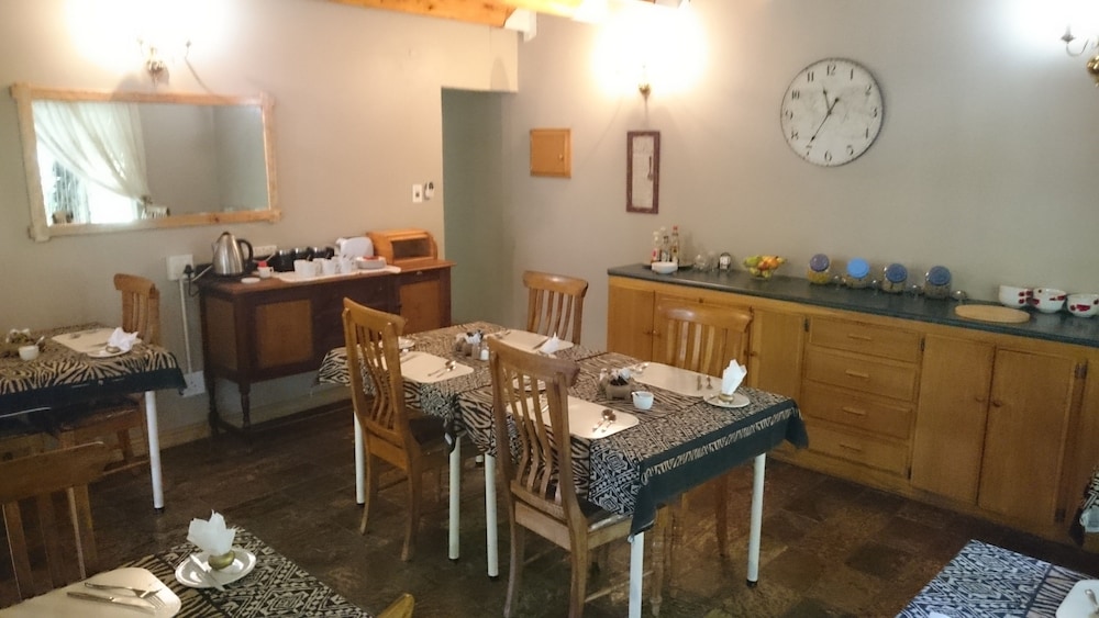 Ladybrand Guest House 23/50