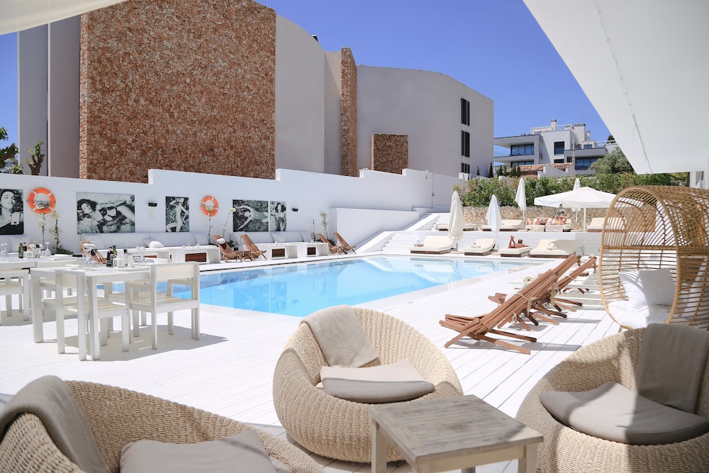 Zhero Hotel 35/55