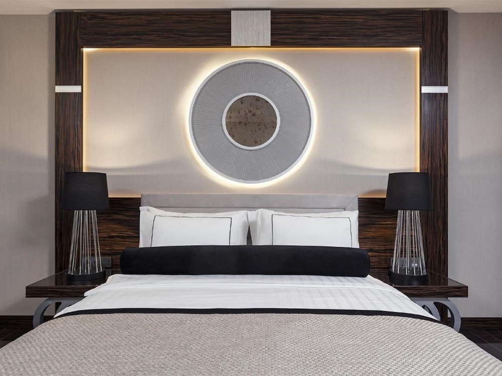 Ramada Hotel & Suites by Wyndham Istanbul Sisli 28/51